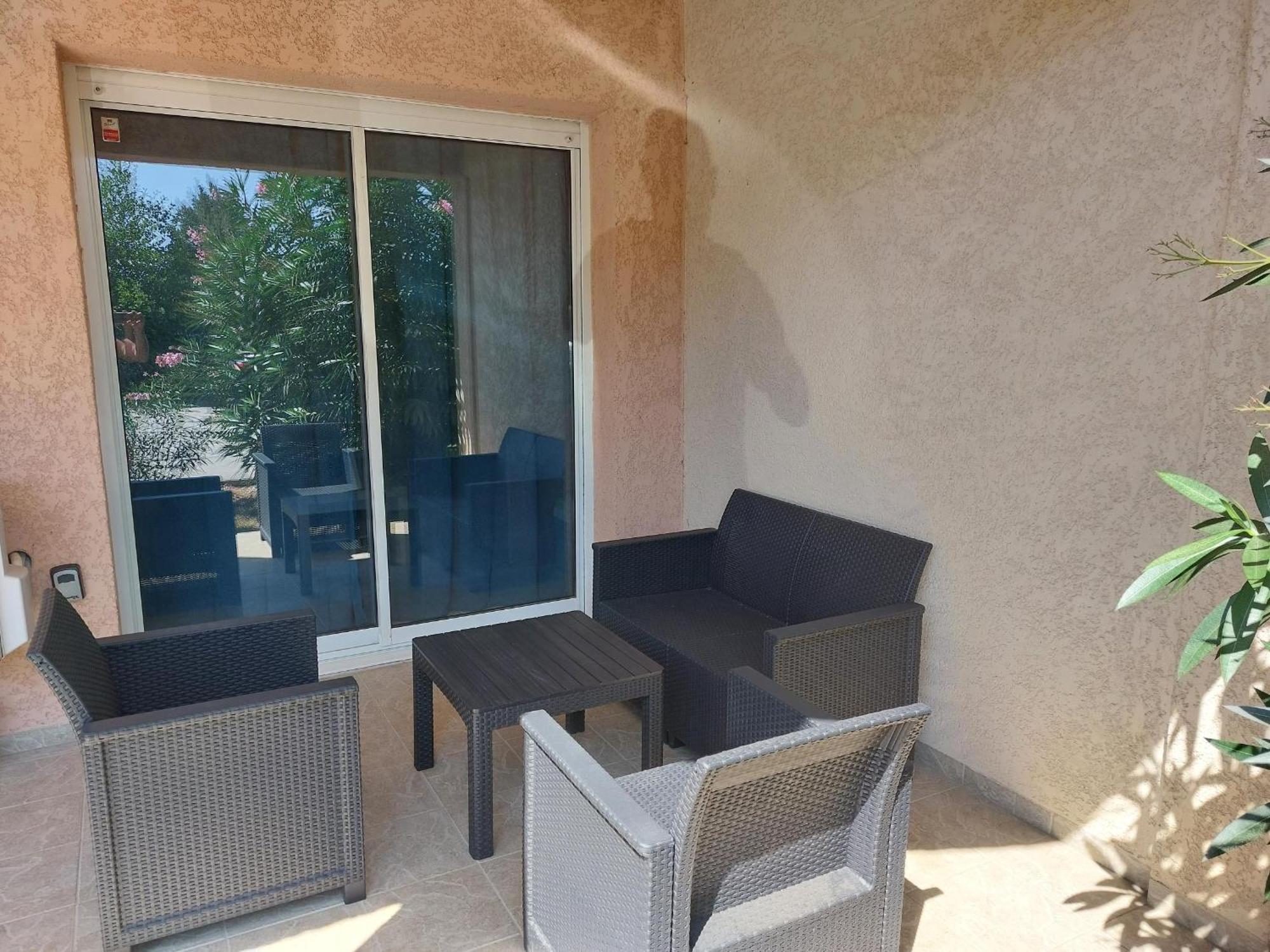Nouvel Location D'Un Bel Appart T2 Climatise Et Meuble Au Rdch Avec Piscine Dans Residence Les Melody 圣玛丽亚波焦 外观 照片